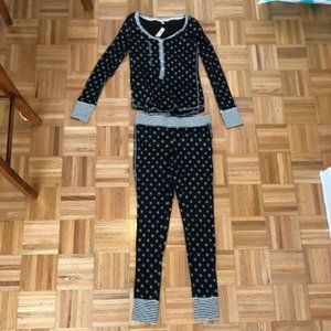 Two piece women's Victoria's Secret pajama set NWT